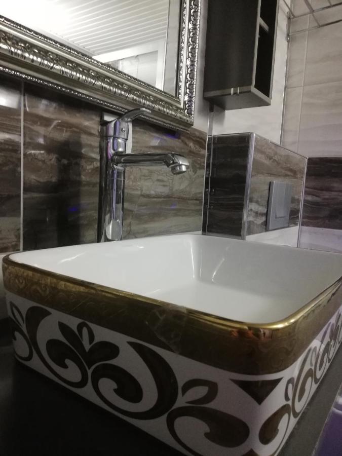 Uenaten Otel غازيمير المظهر الخارجي الصورة
